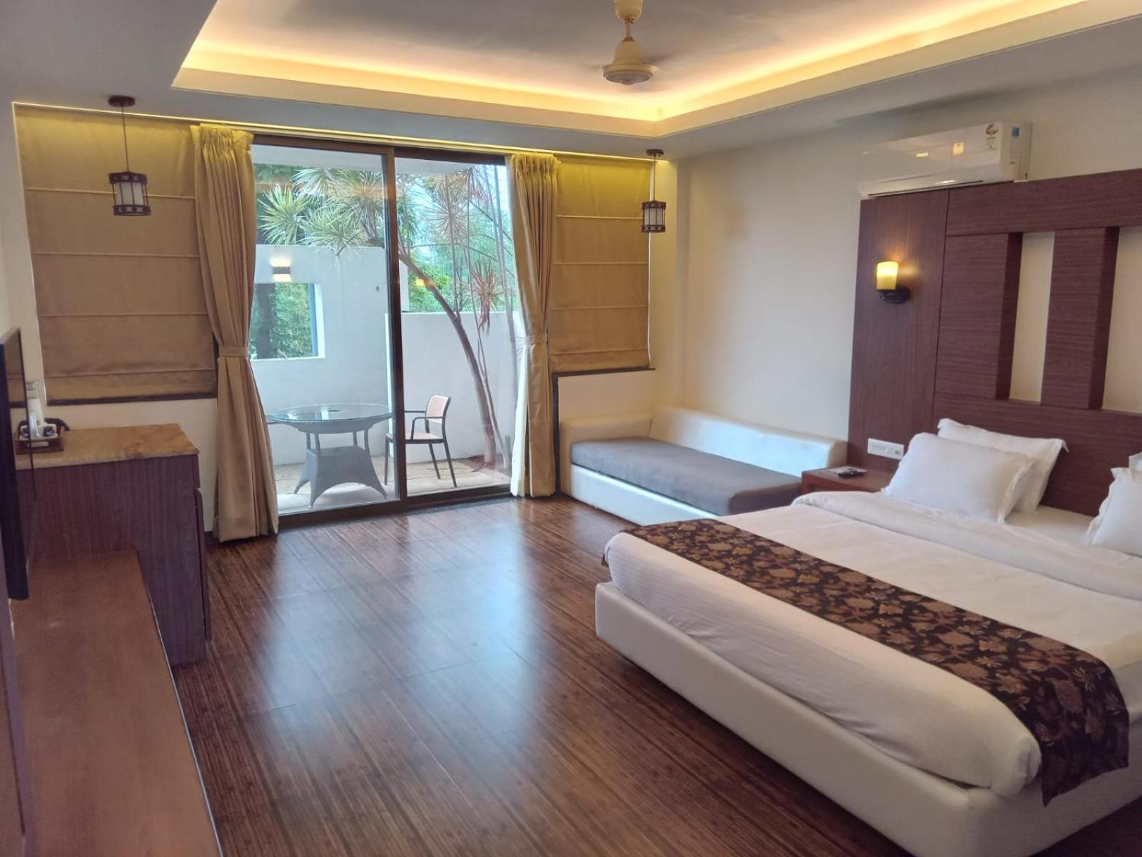 Hotel Energise Soul Retreat Trimbakeshwar Nashik Extérieur photo
